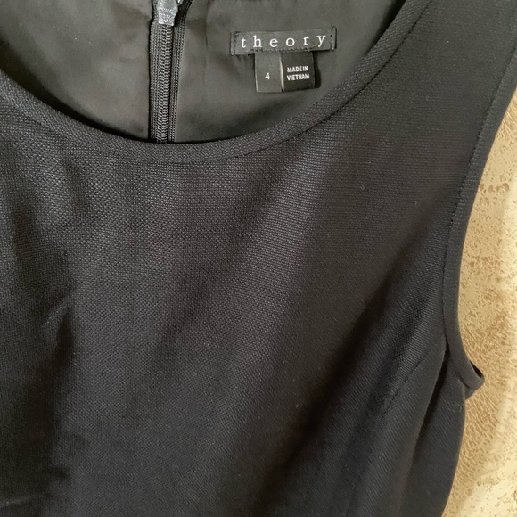Theory black sleeveless dress, fully lined,size 4 in great condition, wool blend - Picture 4 of 5